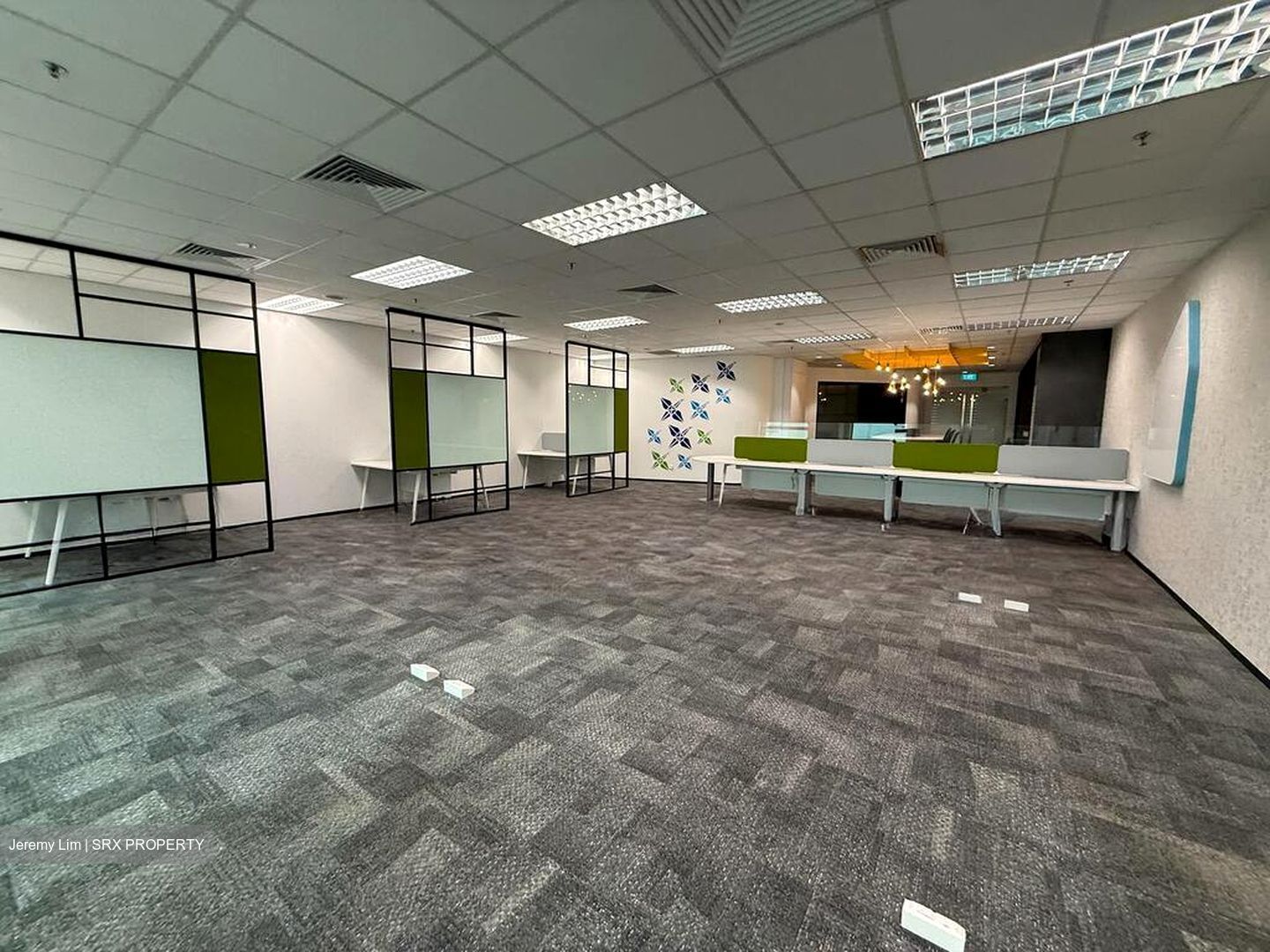 Oue Downtown (D1), Office #497573131